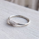 Tiny Feather Ring - 925